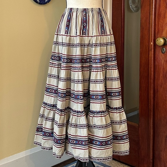 Vintage | Banjo Southwestern Tiered Full Midi/Maxi Skirt - Picture 2 of 5